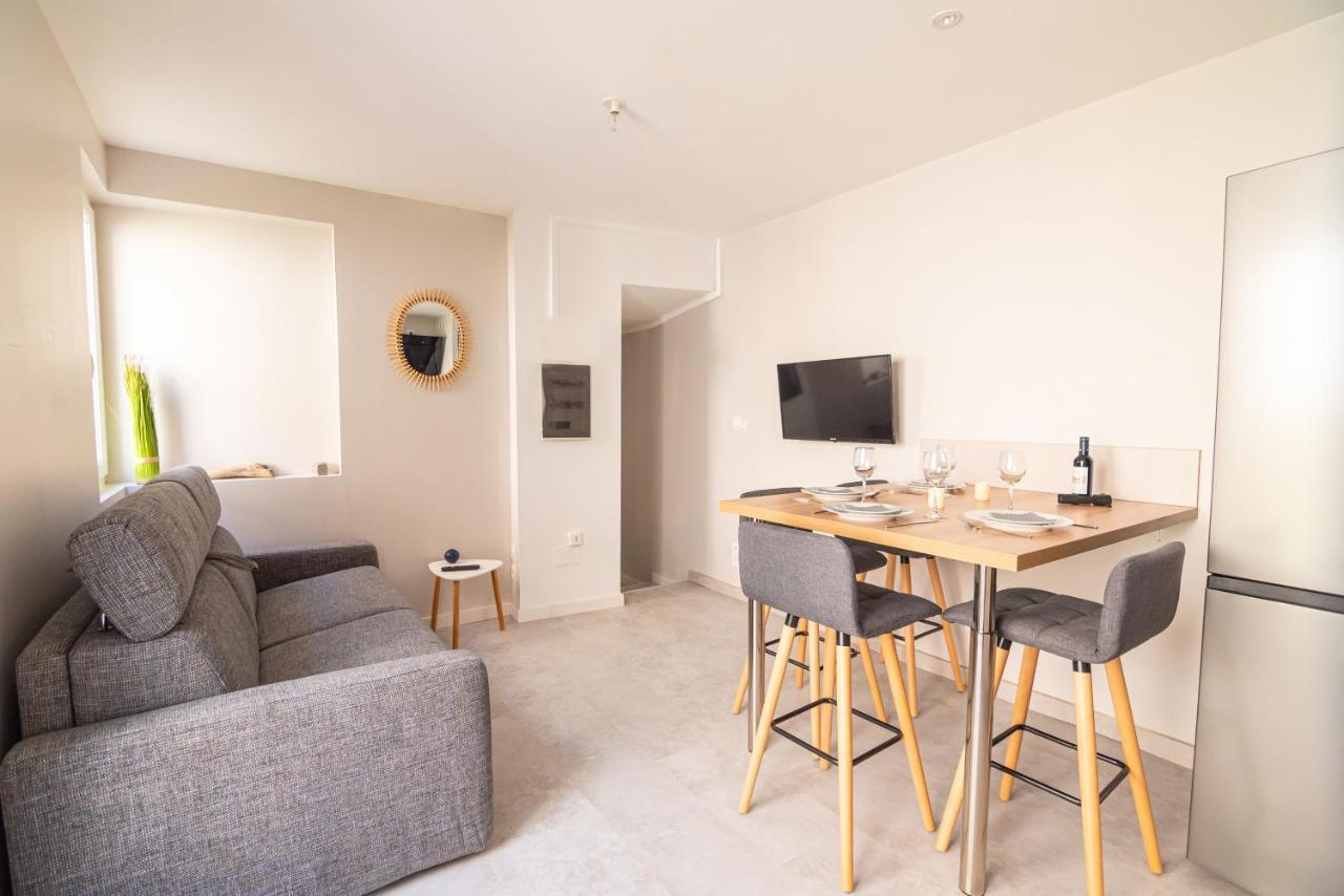 Ferienwohnung Au Coin Des Vins Tulette Exterior foto